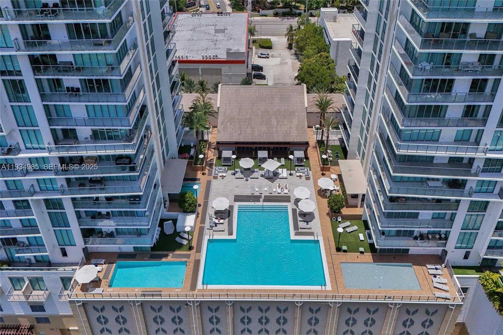 Small Image of 300 SUNNY ISLES BLVD #4-TS-04, Sunny Isles Beach Number 8