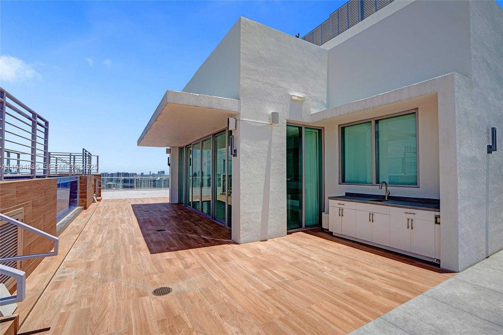 Small Image of 300 SUNNY ISLES BLVD #4-TS-04, Sunny Isles Beach Number 81