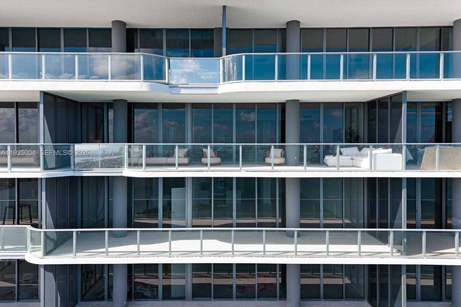 Small Image of 700 NORTH EAST 24TH ST #PH-5903, Miami Number 14