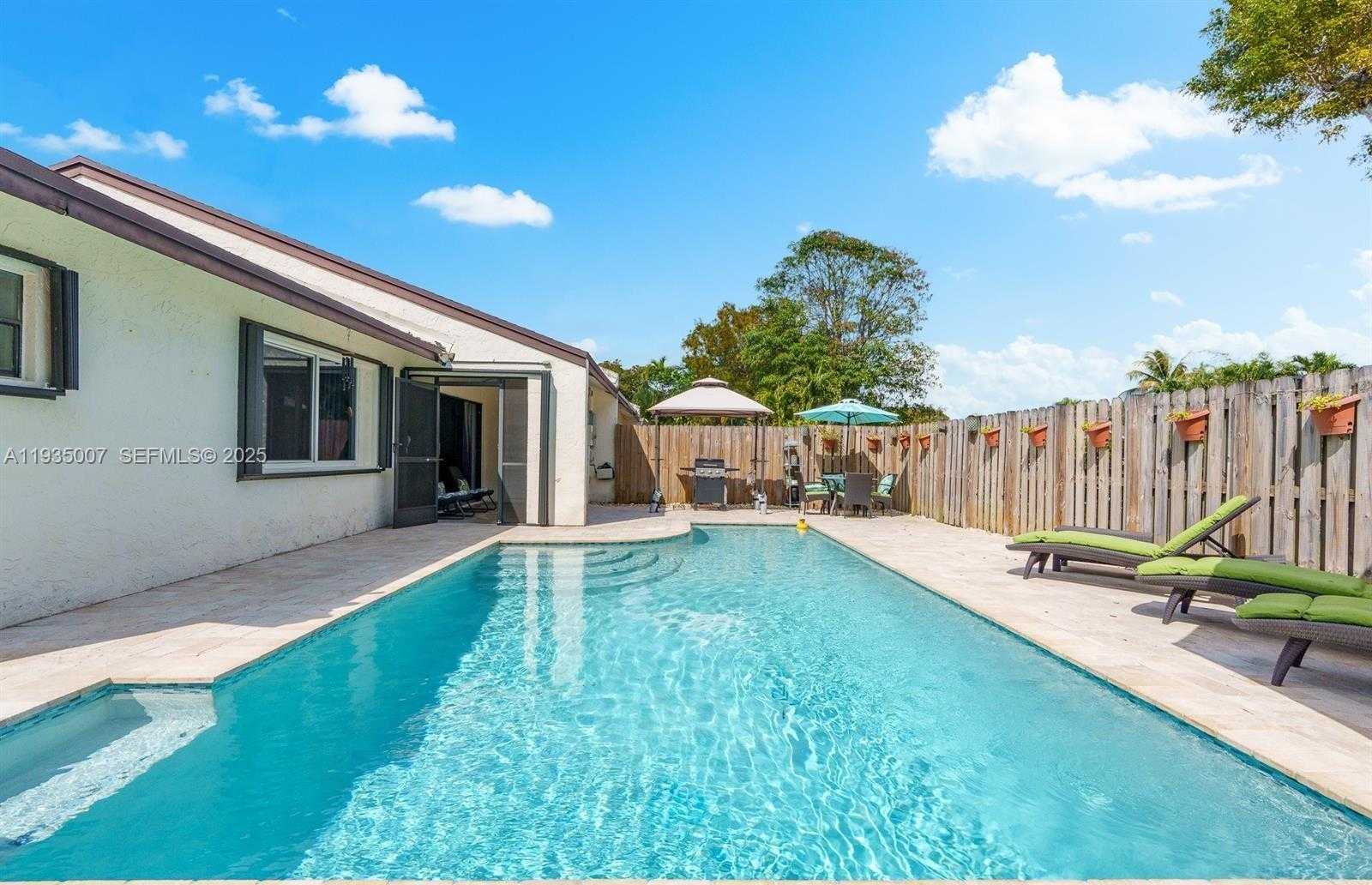 Small Image of 2900 NORTH WEST 69TH CT, Fort Lauderdale Number 17