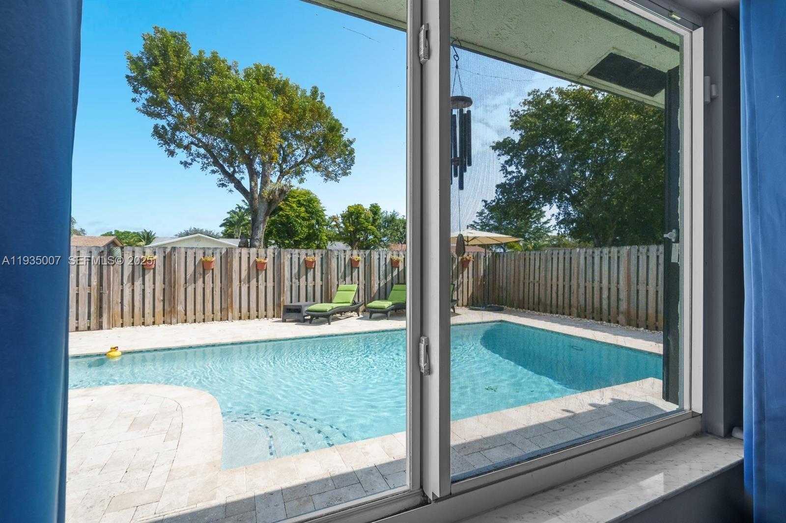 Small Image of 2900 NORTH WEST 69TH CT, Fort Lauderdale Number 27