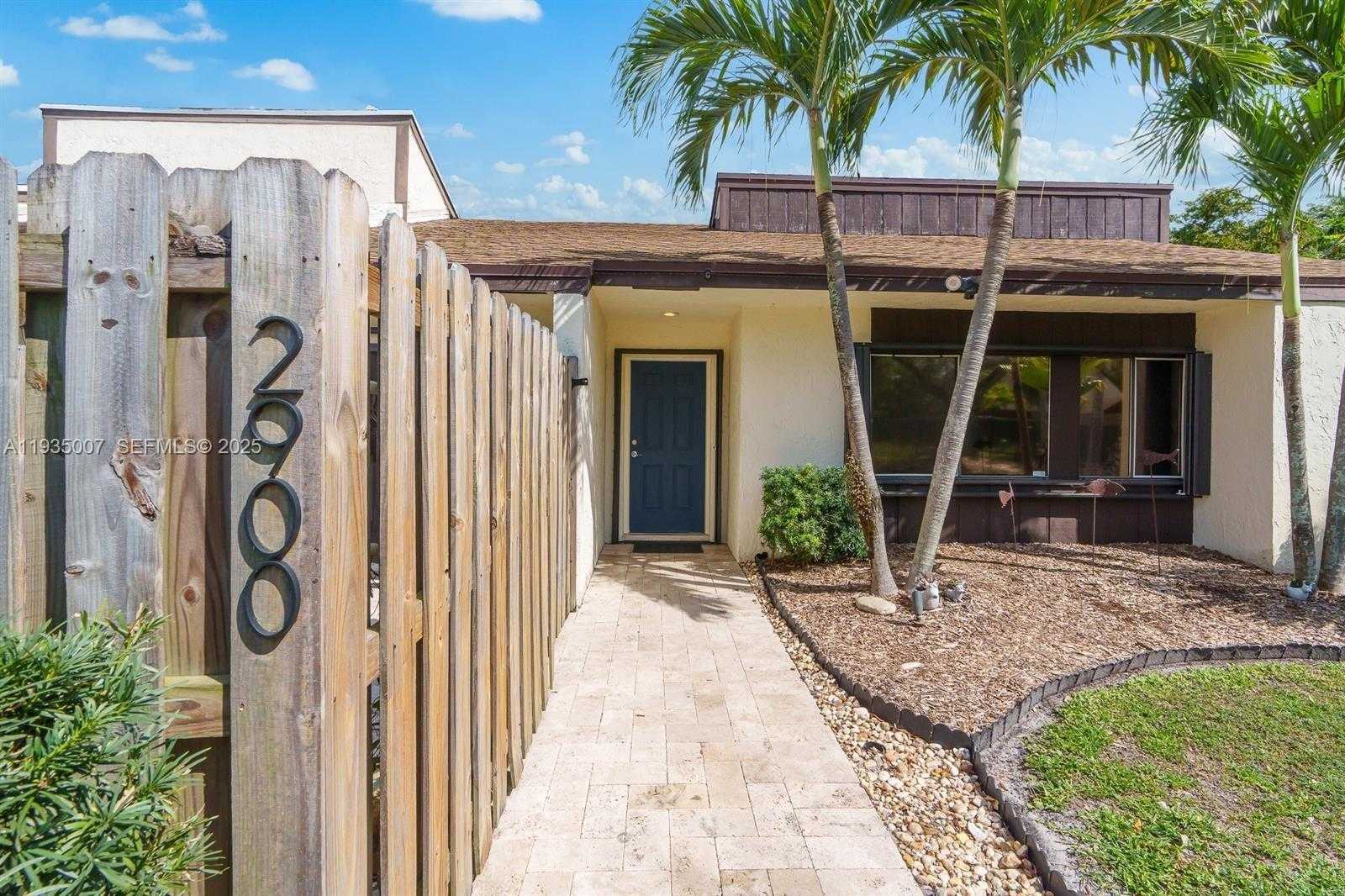 Small Image of 2900 NORTH WEST 69TH CT, Fort Lauderdale Number 3