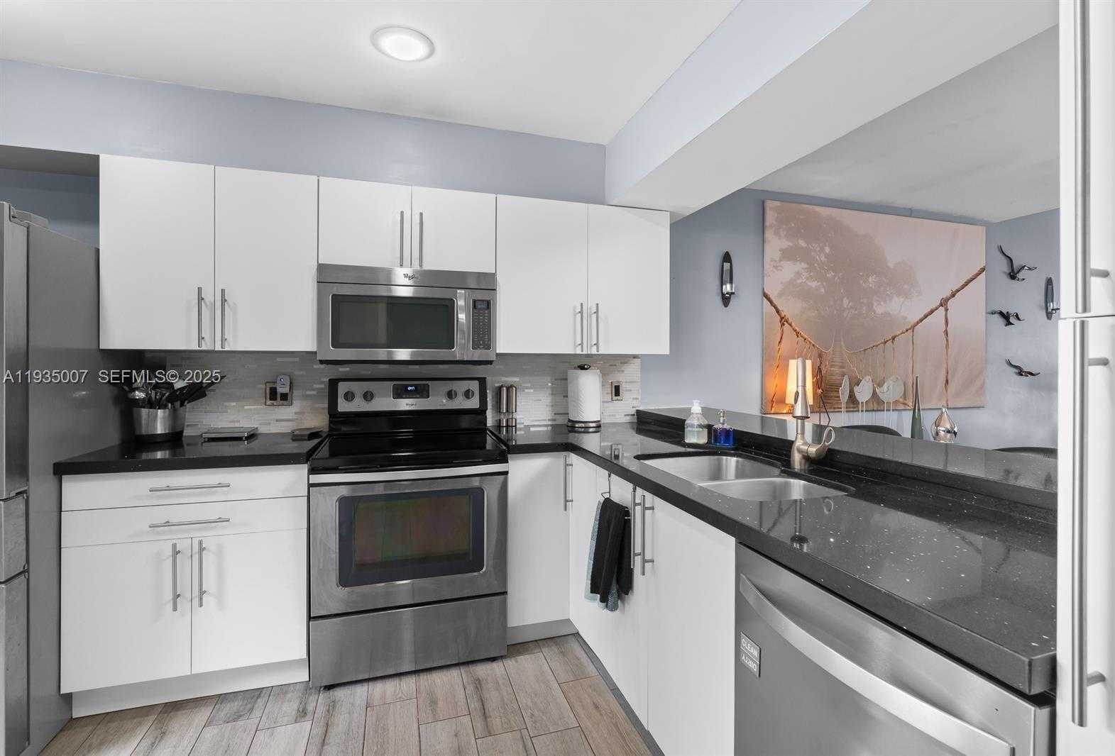 Small Image of 2900 NORTH WEST 69TH CT, Fort Lauderdale Number 7