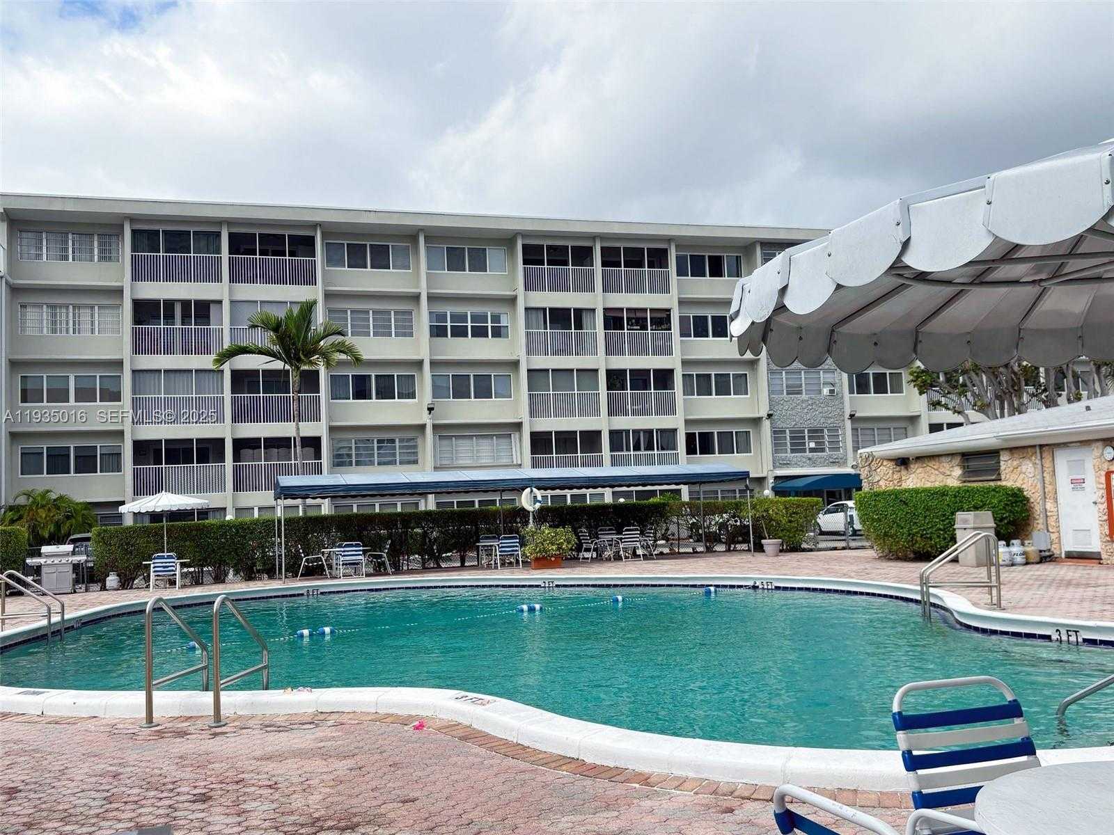 Small Image of 410 SOUTH EAST 2ND ST #406, Hallandale Beach Number 17