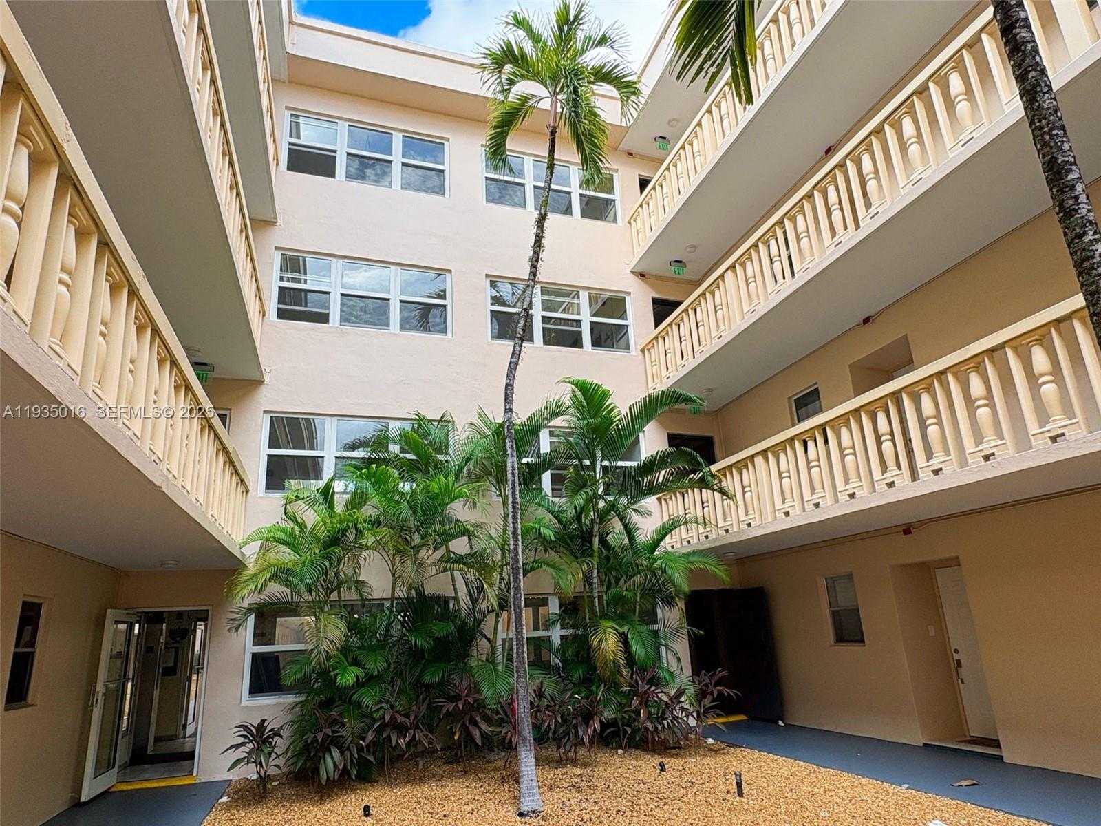 Small Image of 410 SOUTH EAST 2ND ST #406, Hallandale Beach Number 23
