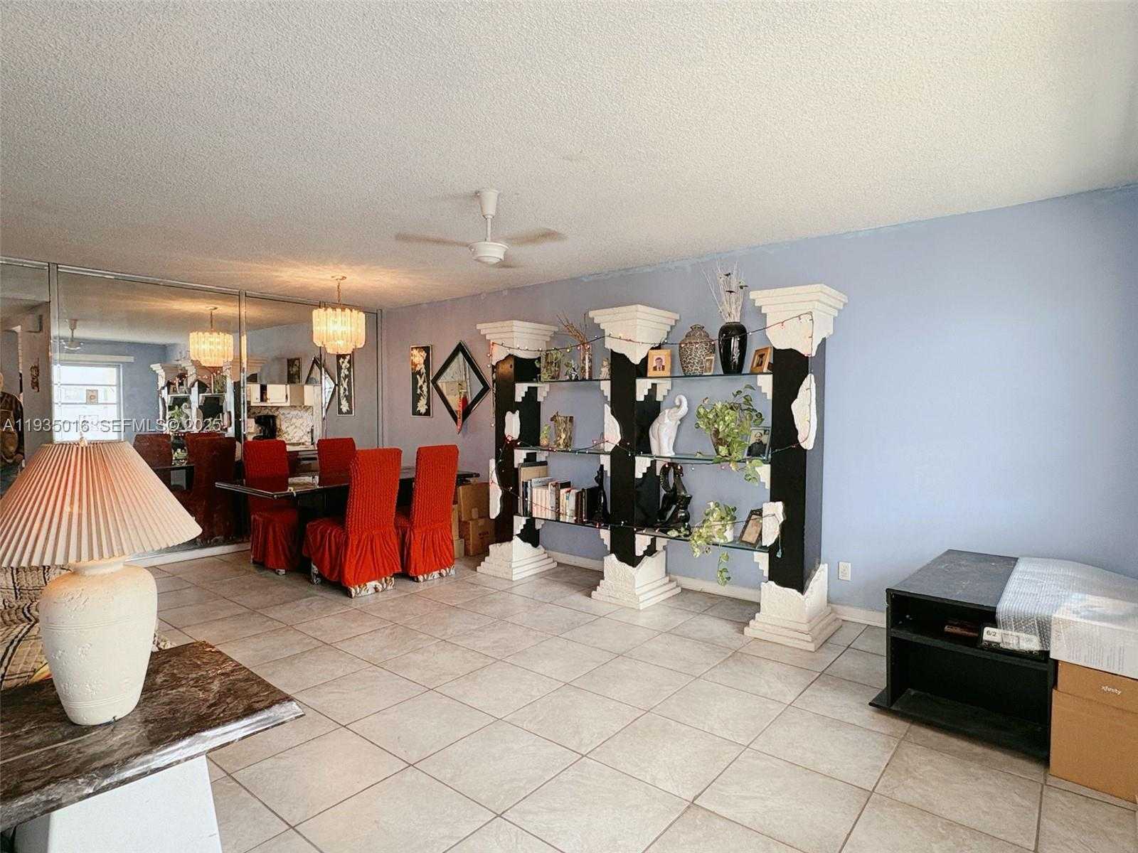 Small Image of 410 SOUTH EAST 2ND ST #406, Hallandale Beach Number 4
