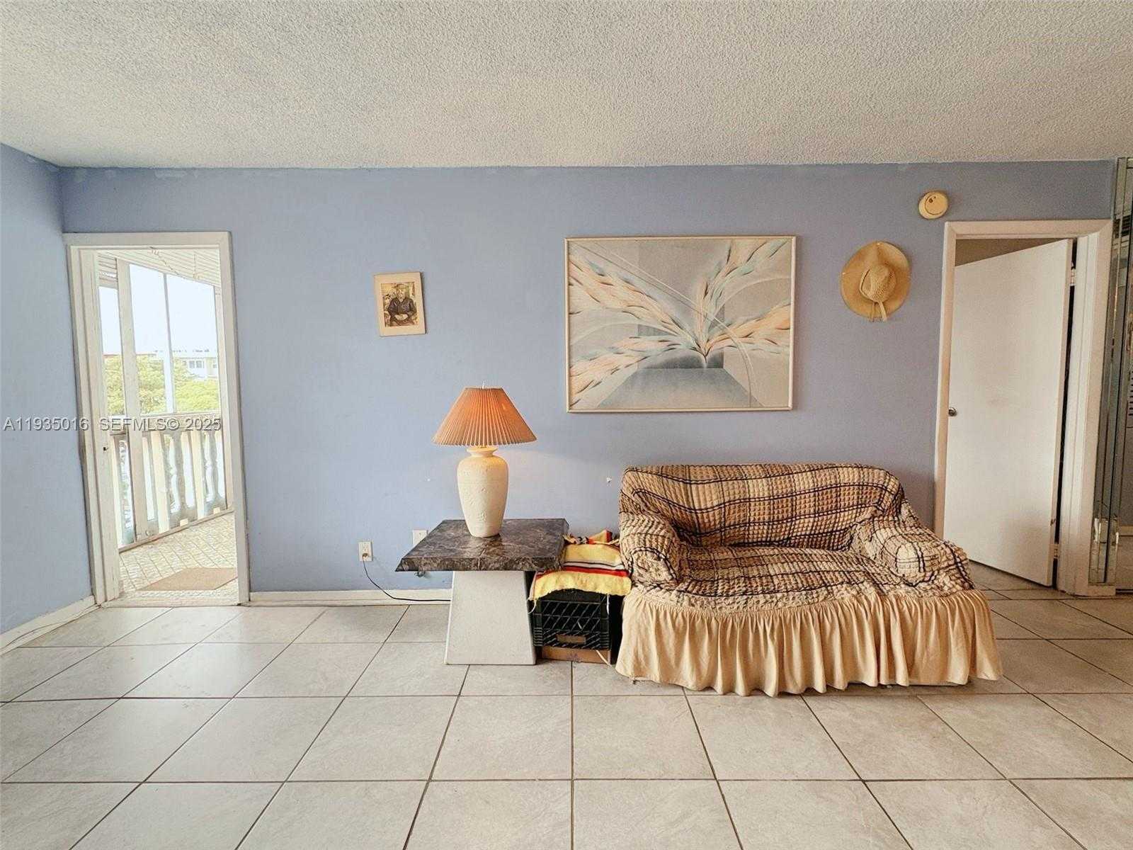 Small Image of 410 SOUTH EAST 2ND ST #406, Hallandale Beach Number 8