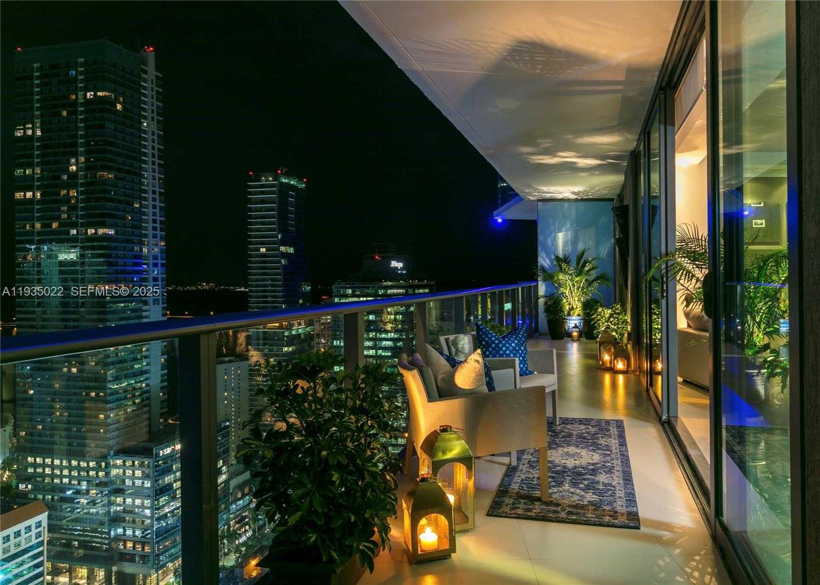 Small Image of 1300 SOUTH MIAMI AVE #4101, Miami Number 26