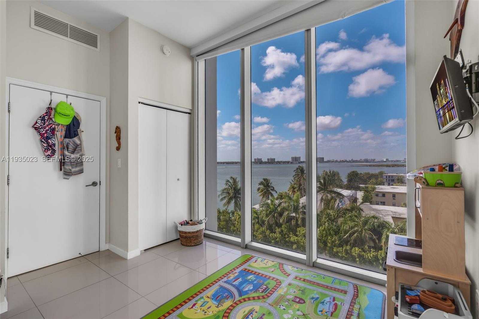 Small Image of 7928 EAST DR #708, North Bay Village Number 31