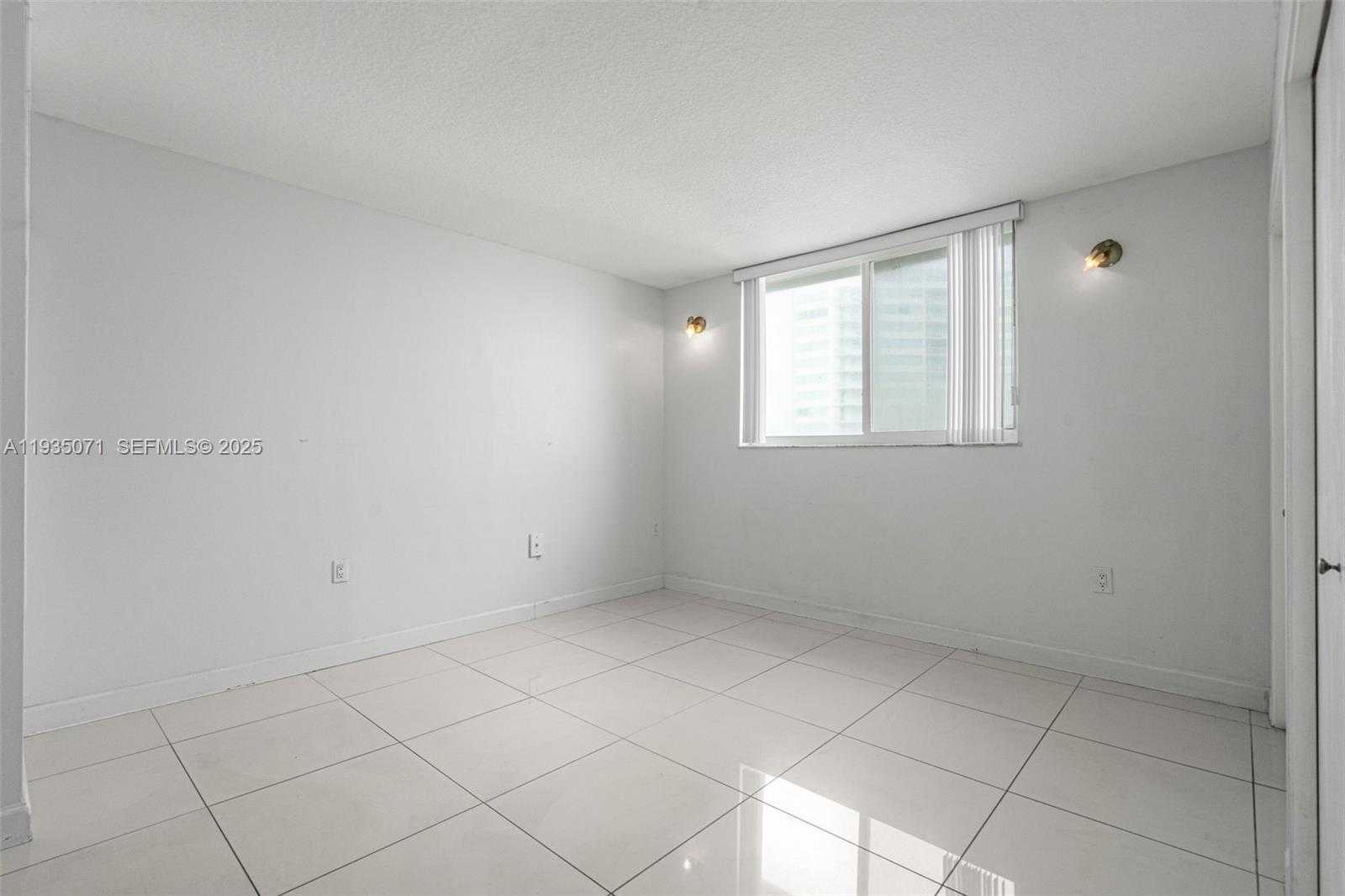 Small Image of 6969 COLLINS AVE #811, Miami Beach Number 12