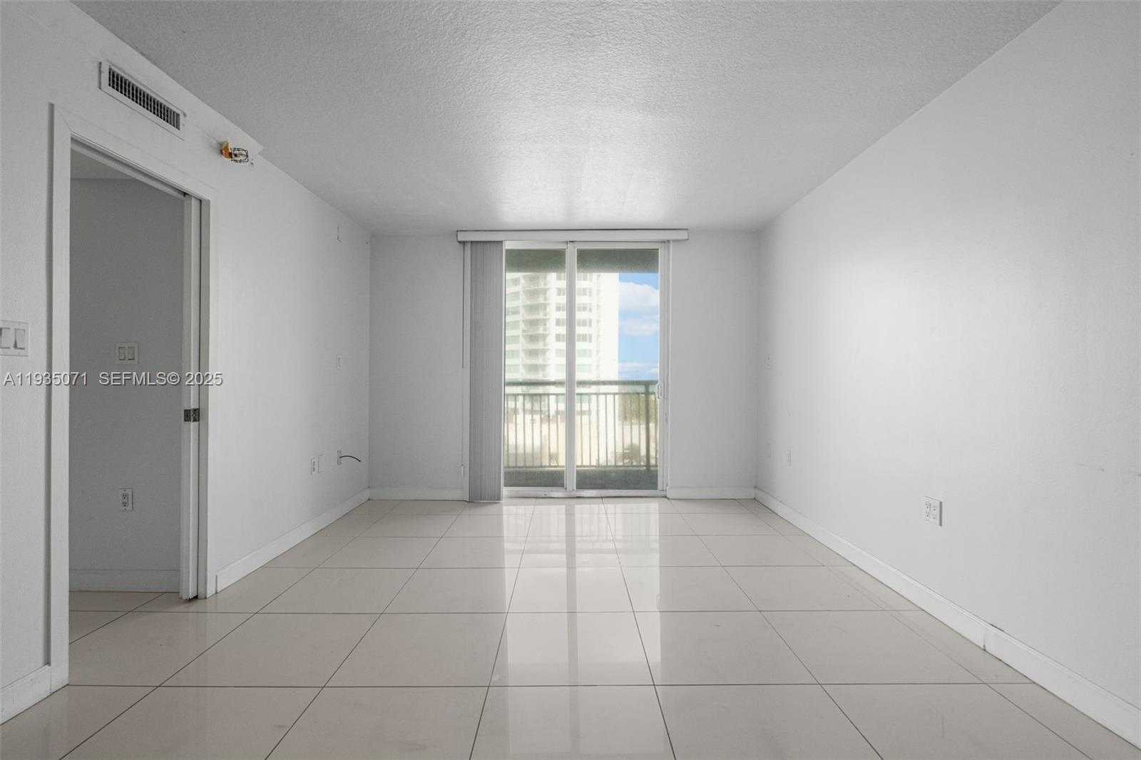 Small Image of 6969 COLLINS AVE #811, Miami Beach Number 5