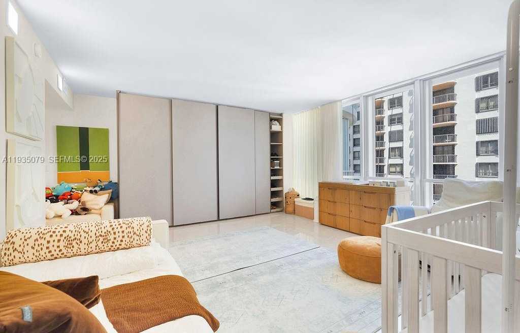 Small Image of 10155 COLLINS AVE #1106, Bal Harbour Number 19