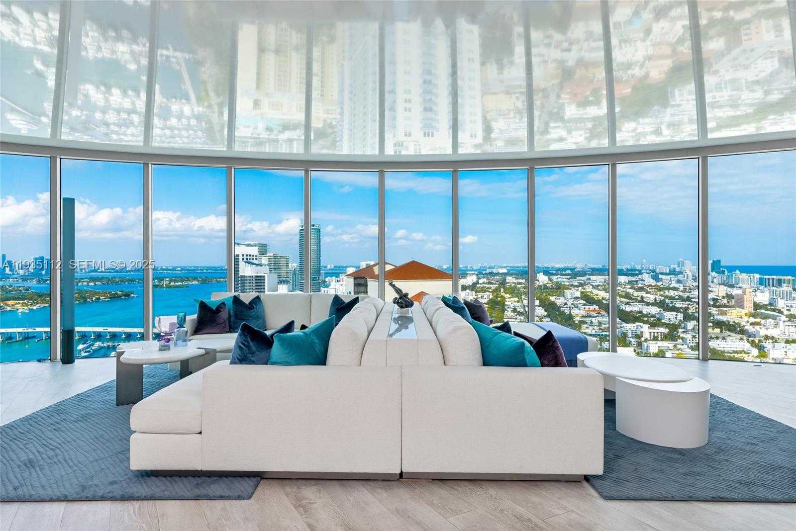 Small Image of 1000 SOUTH POINTE DR #3501, Miami Beach Number 21