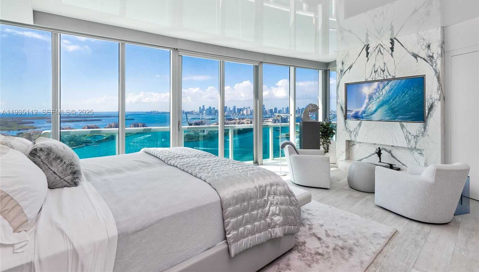 Small Image of 1000 SOUTH POINTE DR #3501, Miami Beach Number 24
