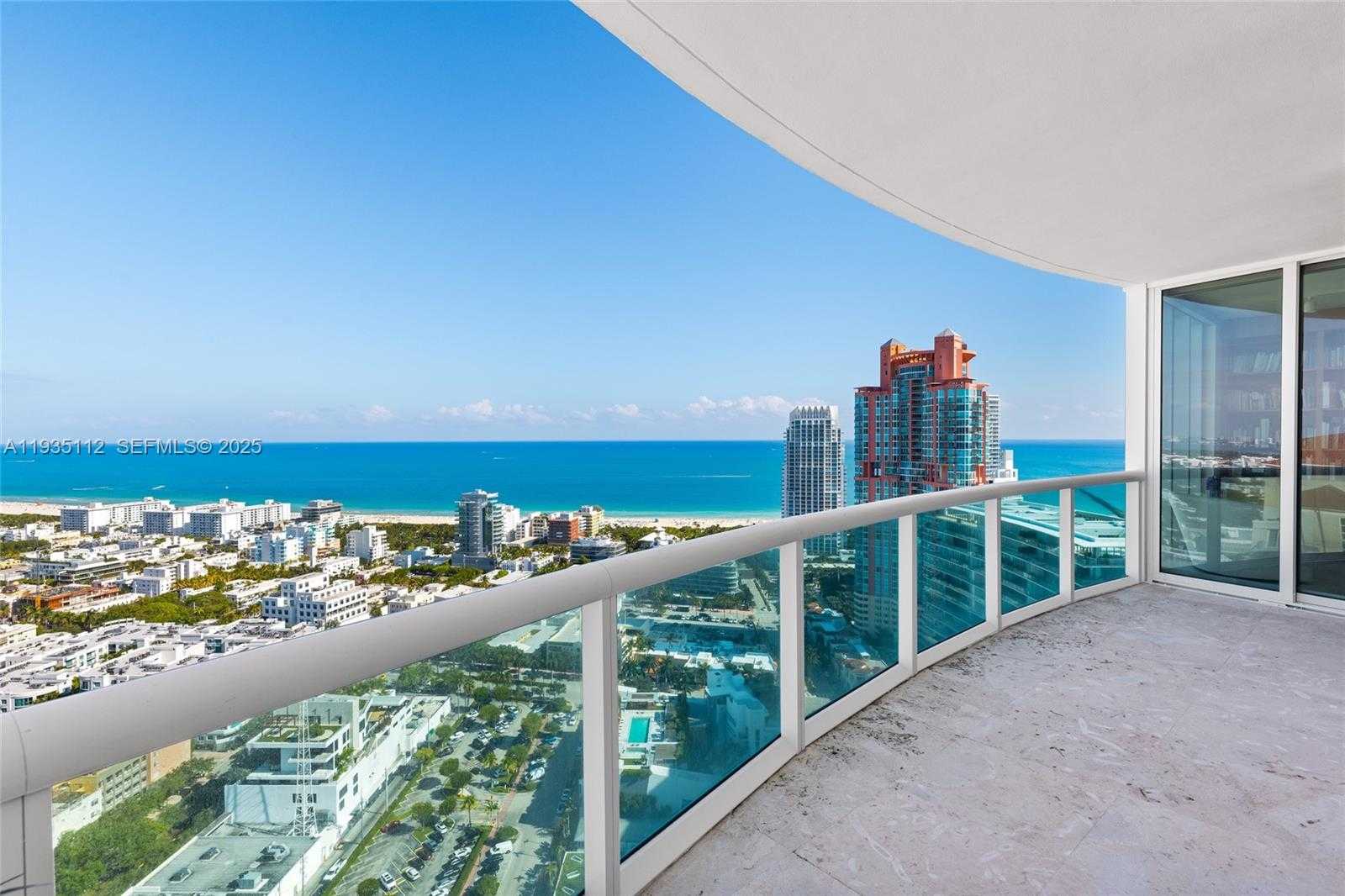 Small Image of 1000 SOUTH POINTE DR #3501, Miami Beach Number 39