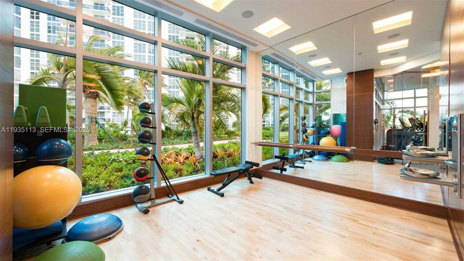 Small Image of 10295 COLLINS AVE #804, Bal Harbour Number 20