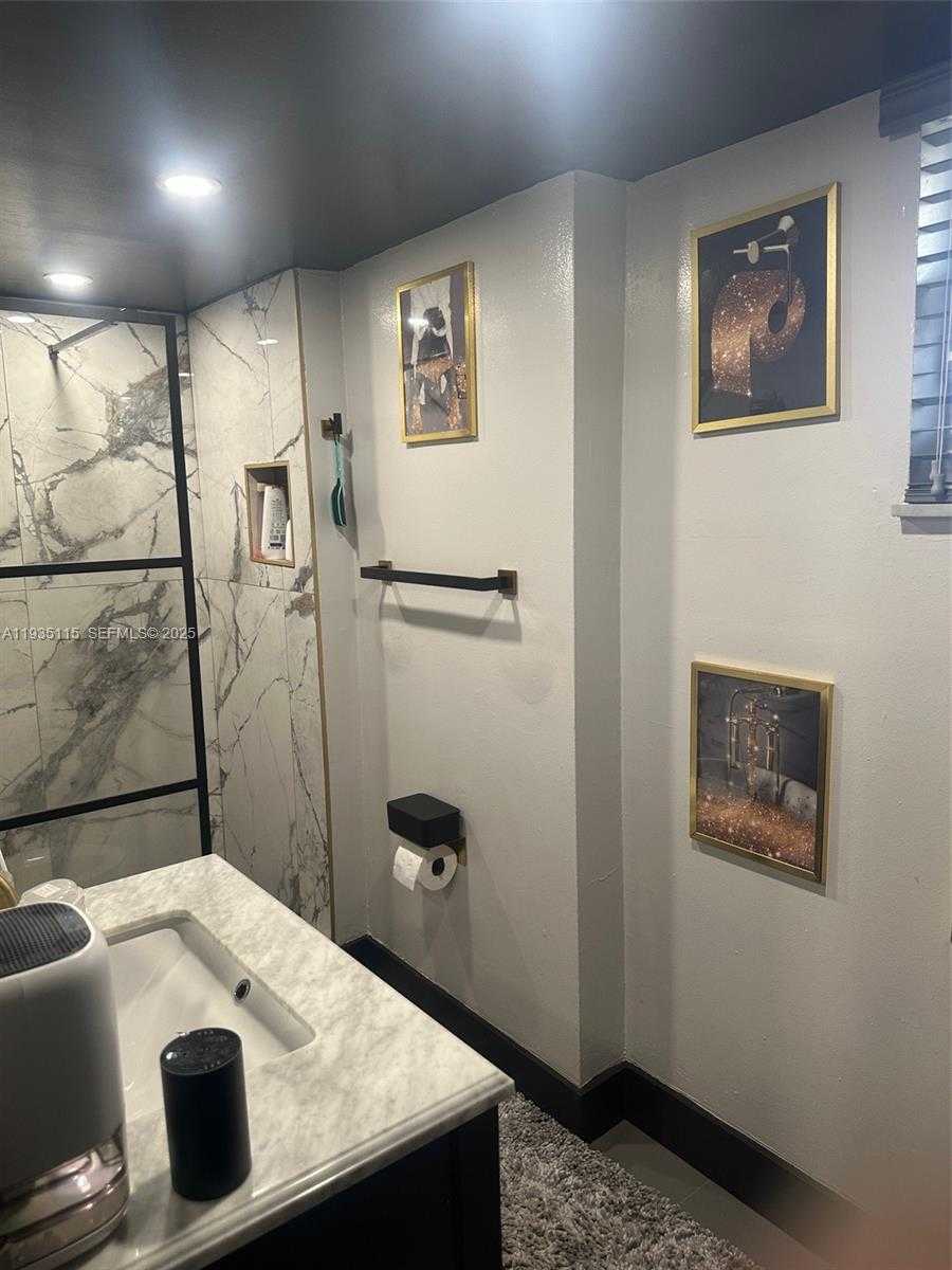 Small Image of 2903 NORTH MIAMI BEACH BLVD #409, North Miami Beach Number 6