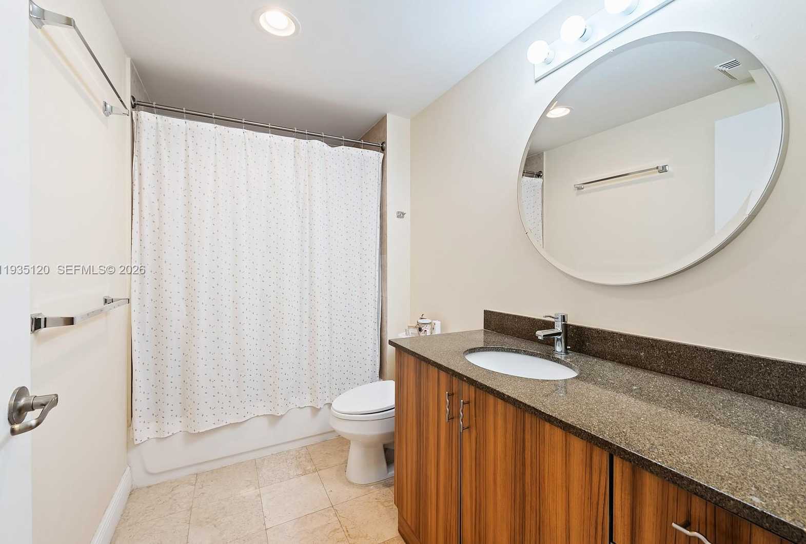 Small Image of 6305 INDIAN CREEK DR #4D, Miami Beach Number 12