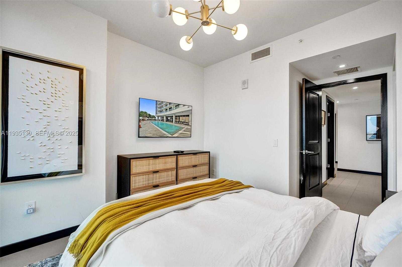 Imagen de Pequeño Objeto