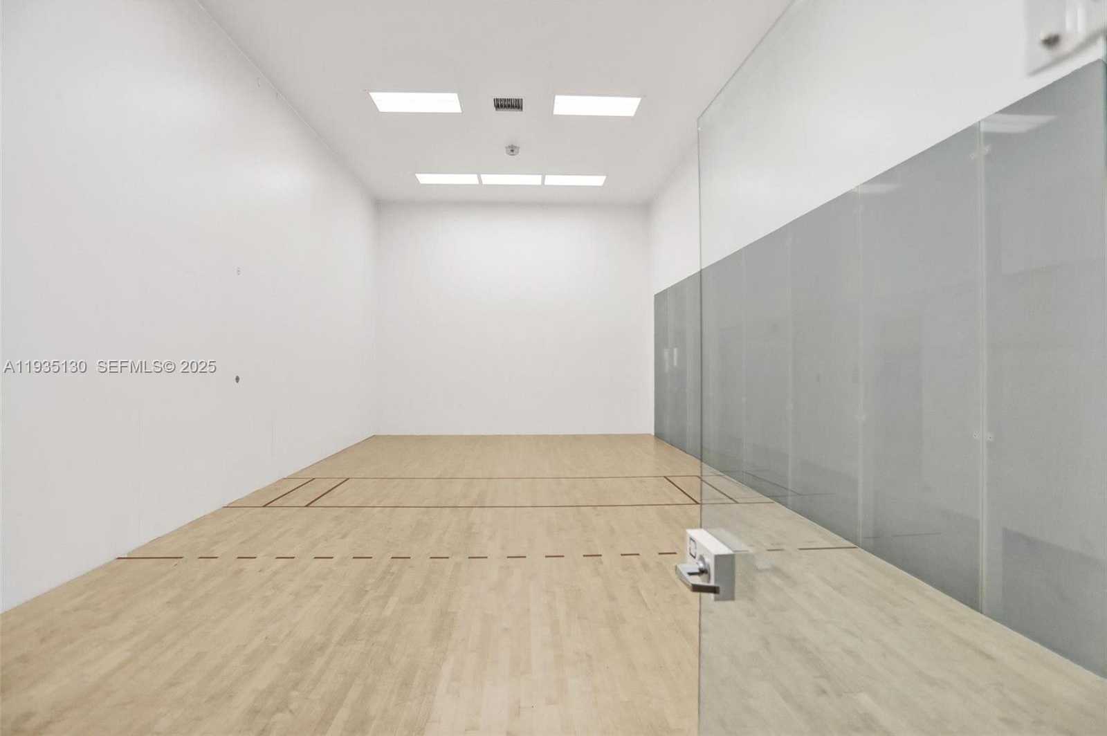 Imagen de Pequeño Objeto