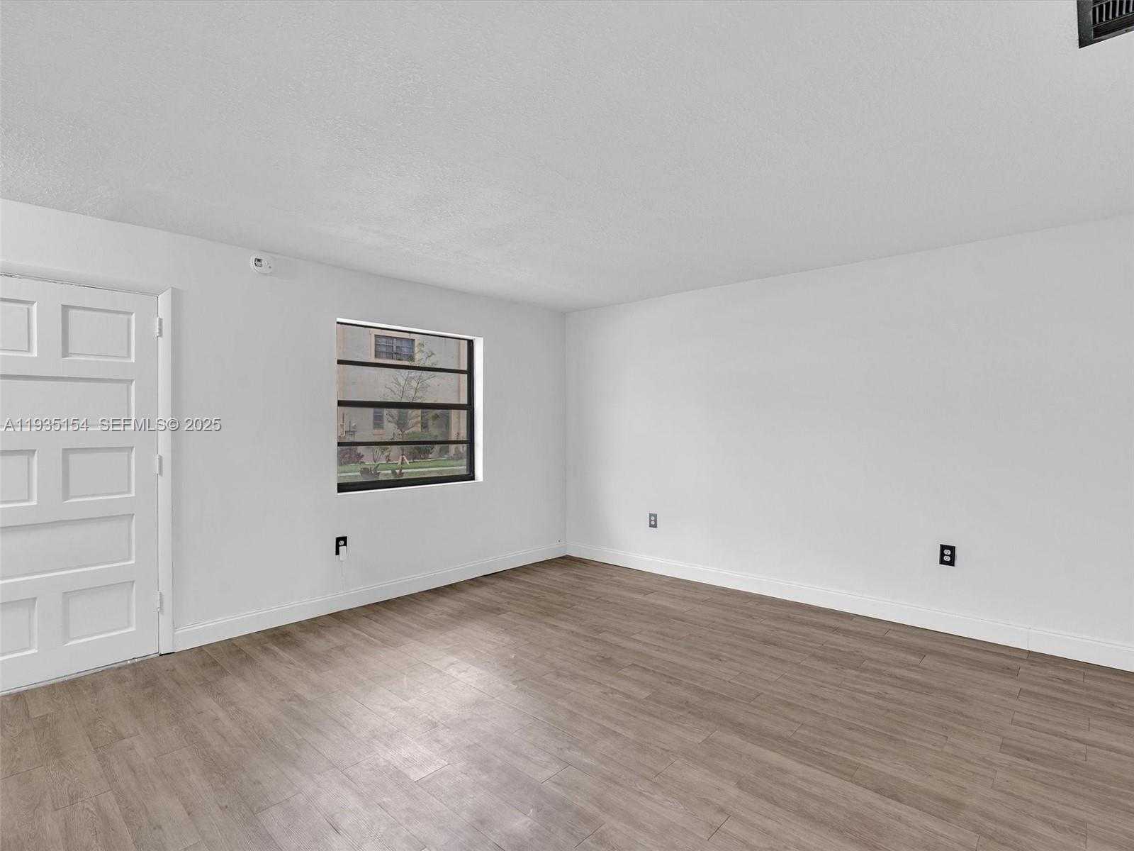 Small Image of 3911 SOUTH WEST 52ND AVE #4-1, Pembroke Park Number 10