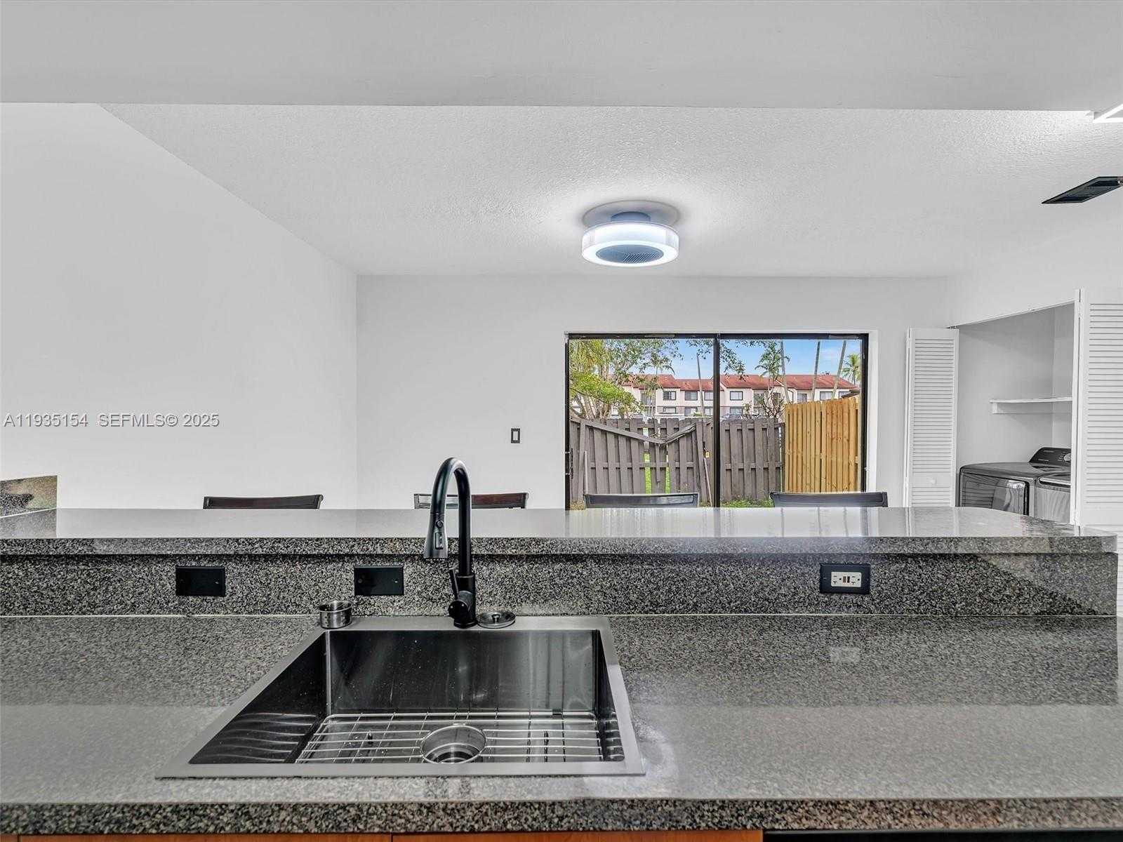 Small Image of 3911 SOUTH WEST 52ND AVE #4-1, Pembroke Park Number 15