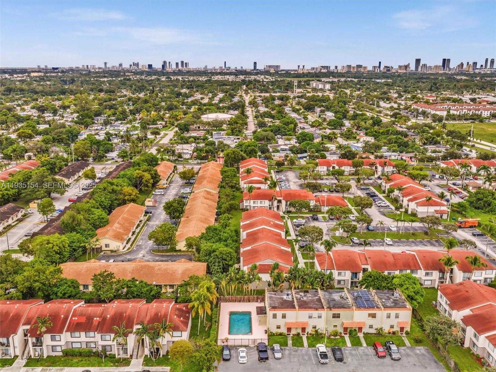 Small Image of 3911 SOUTH WEST 52ND AVE #4-1, Pembroke Park Number 44