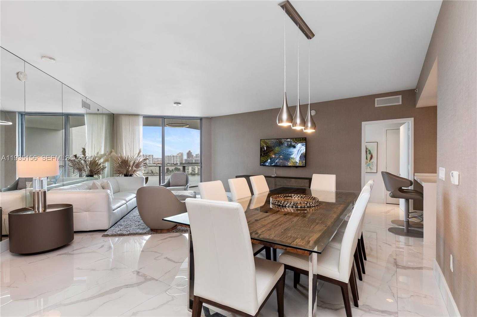 Small Image of 17301 NORTH EAST BISCAYNE BLVD #908, North Miami Beach Number 2