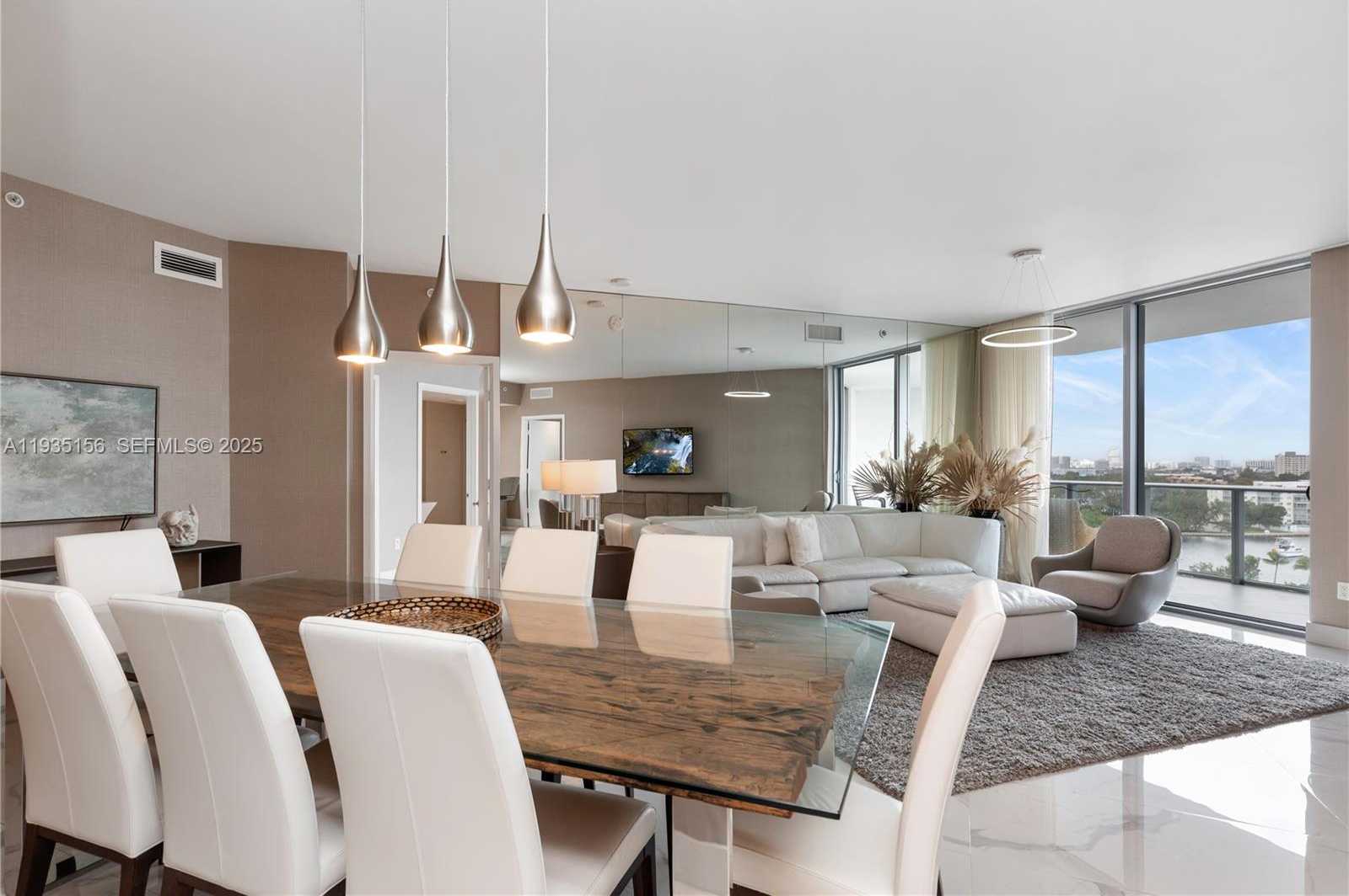 Small Image of 17301 NORTH EAST BISCAYNE BLVD #908, North Miami Beach Number 3