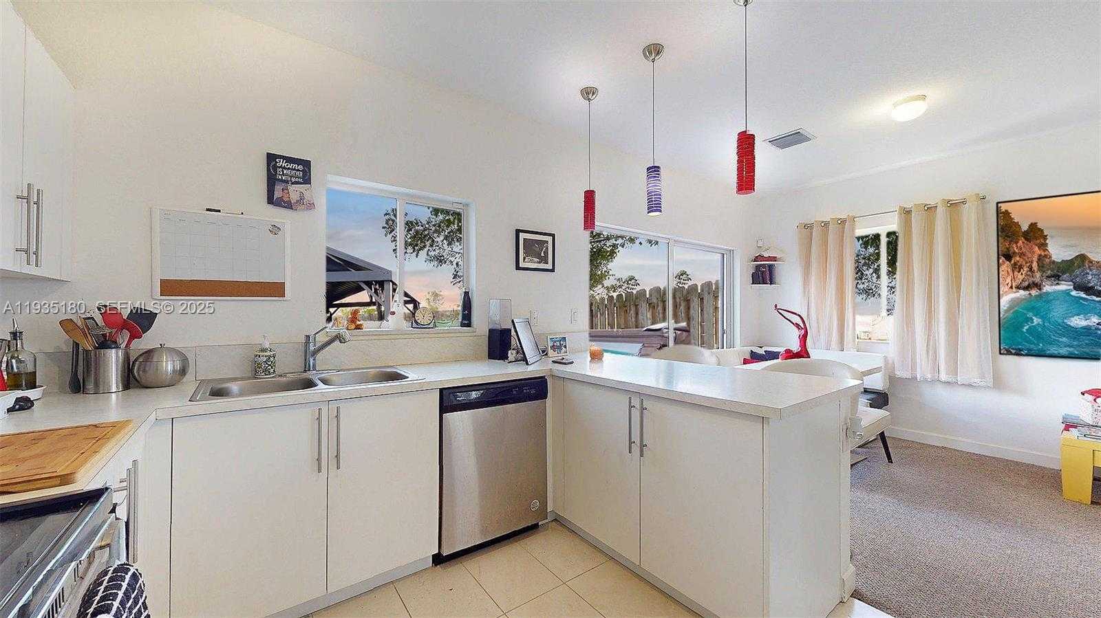 Small Image of 1240 NORTH WEST 3RD LN, Florida City Number 14