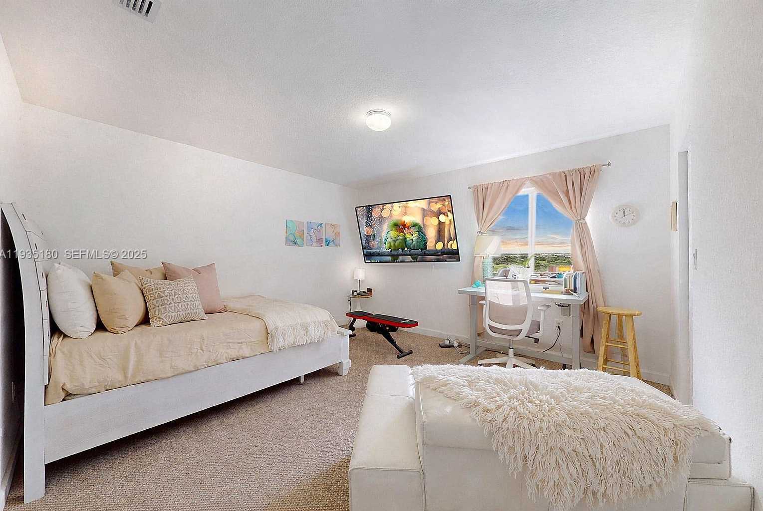 Small Image of 1240 NORTH WEST 3RD LN, Florida City Number 18