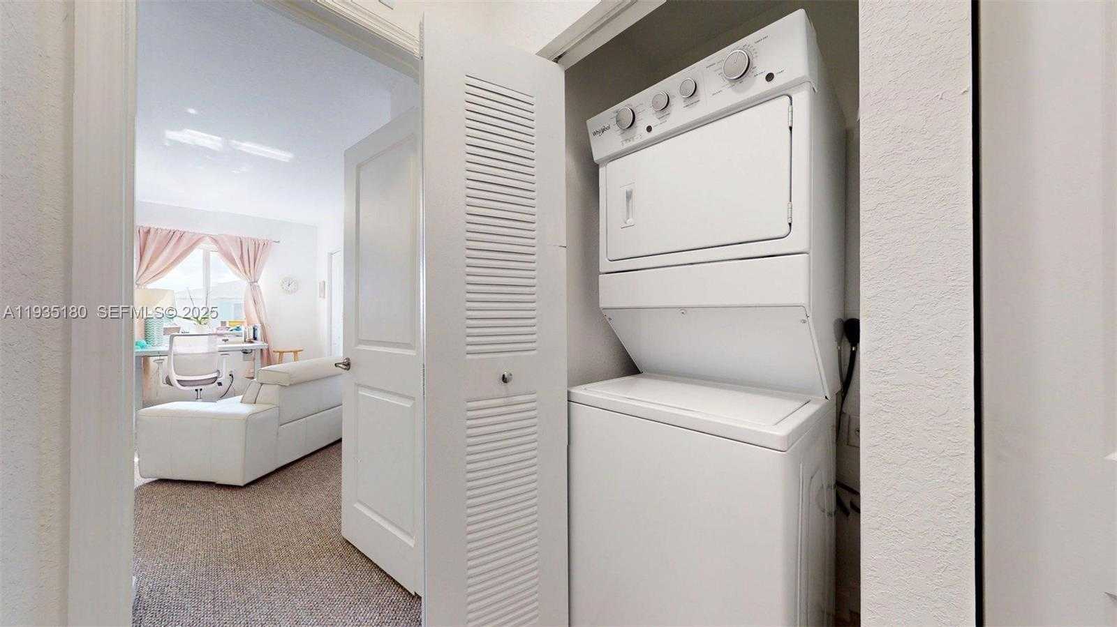 Small Image of 1240 NORTH WEST 3RD LN, Florida City Number 30