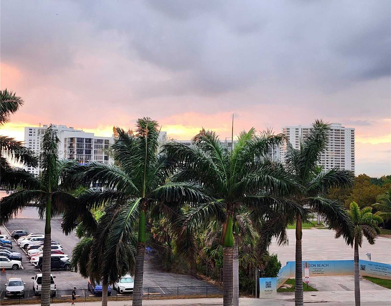 Small Image of 3725 SOUTH OCEAN DR #425, Hollywood Number 15