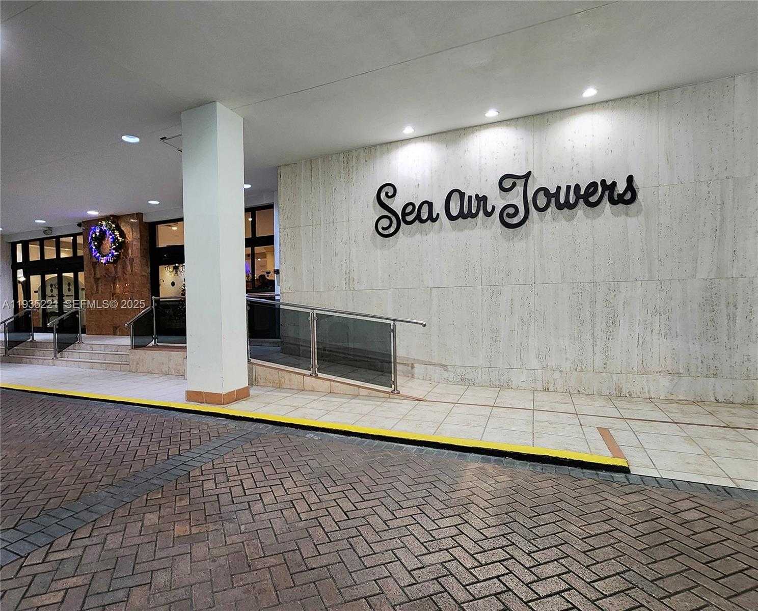 Small Image of 3725 SOUTH OCEAN DR #425, Hollywood Number 34