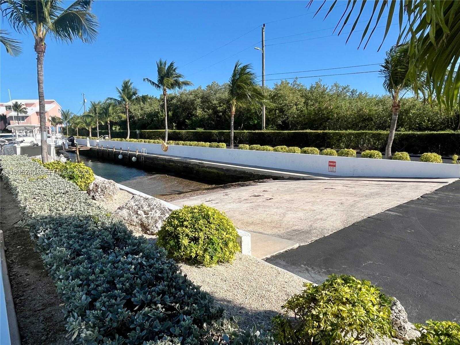 Small Image of 1501 OCEAN BAY DR #B7, Key Largo Number 14