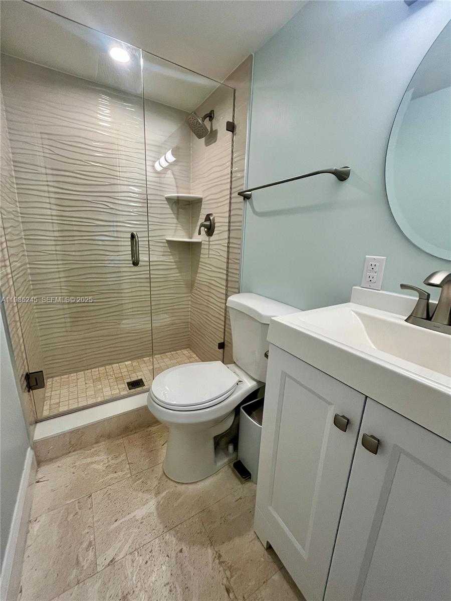 Small Image of 1501 OCEAN BAY DR #B7, Key Largo Number 23