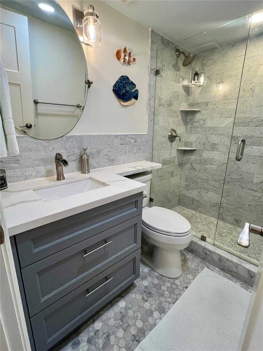 Small Image of 1501 OCEAN BAY DR #B7, Key Largo Number 24