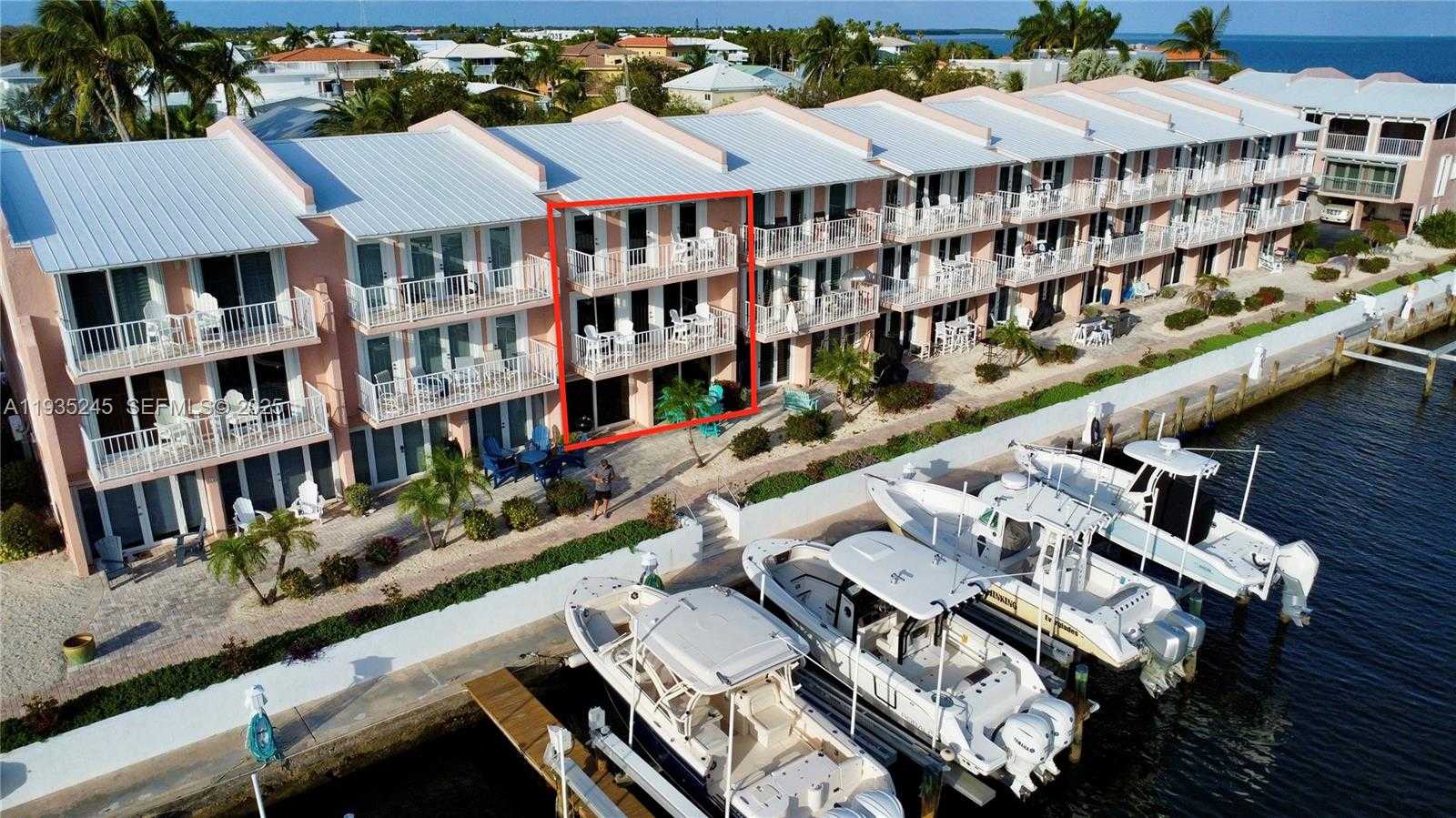 Small Image of 1501 OCEAN BAY DR #B7, Key Largo Number 3