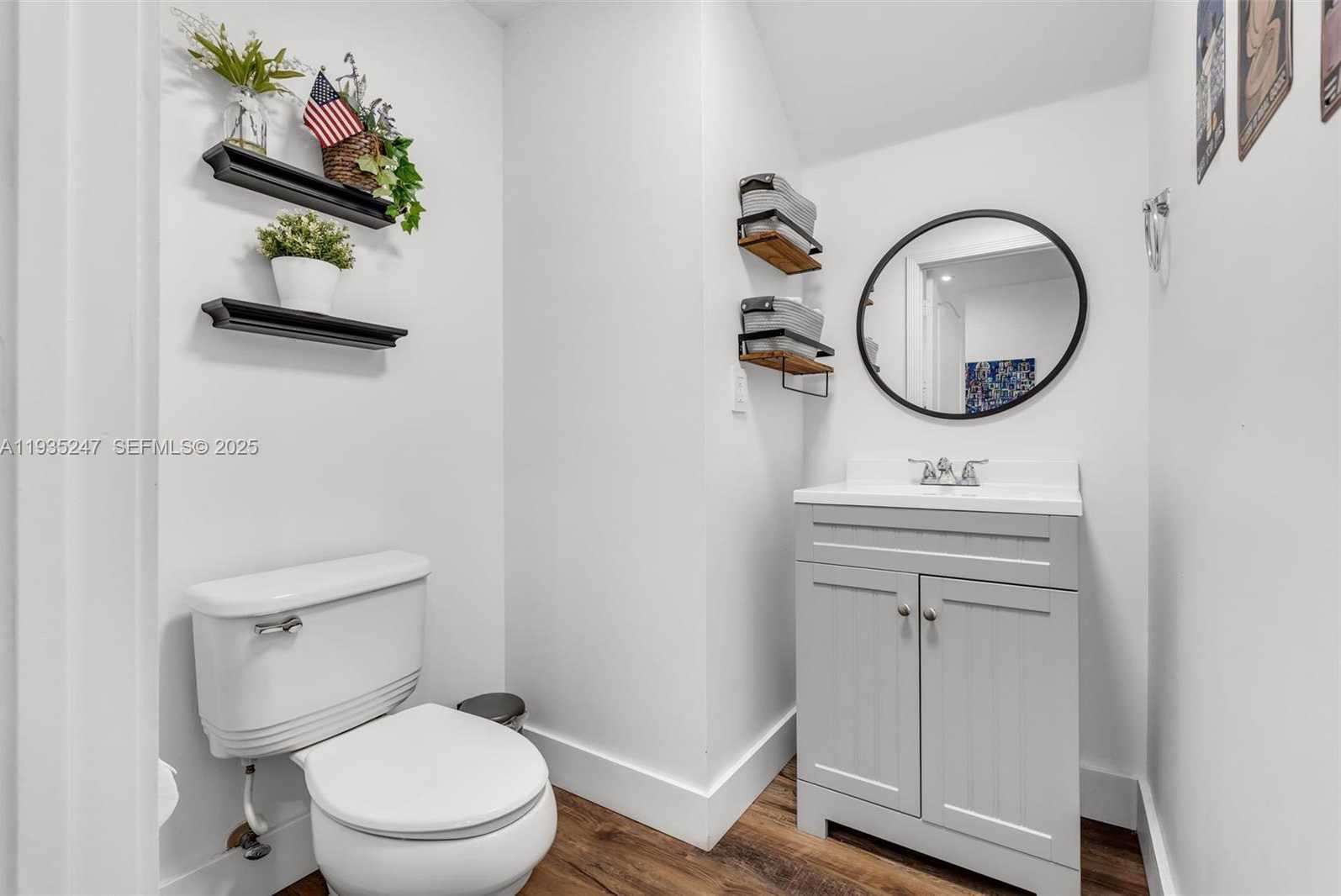 Small Image of 12661 SOUTH WEST 143RD LN #12661, Miami Number 16