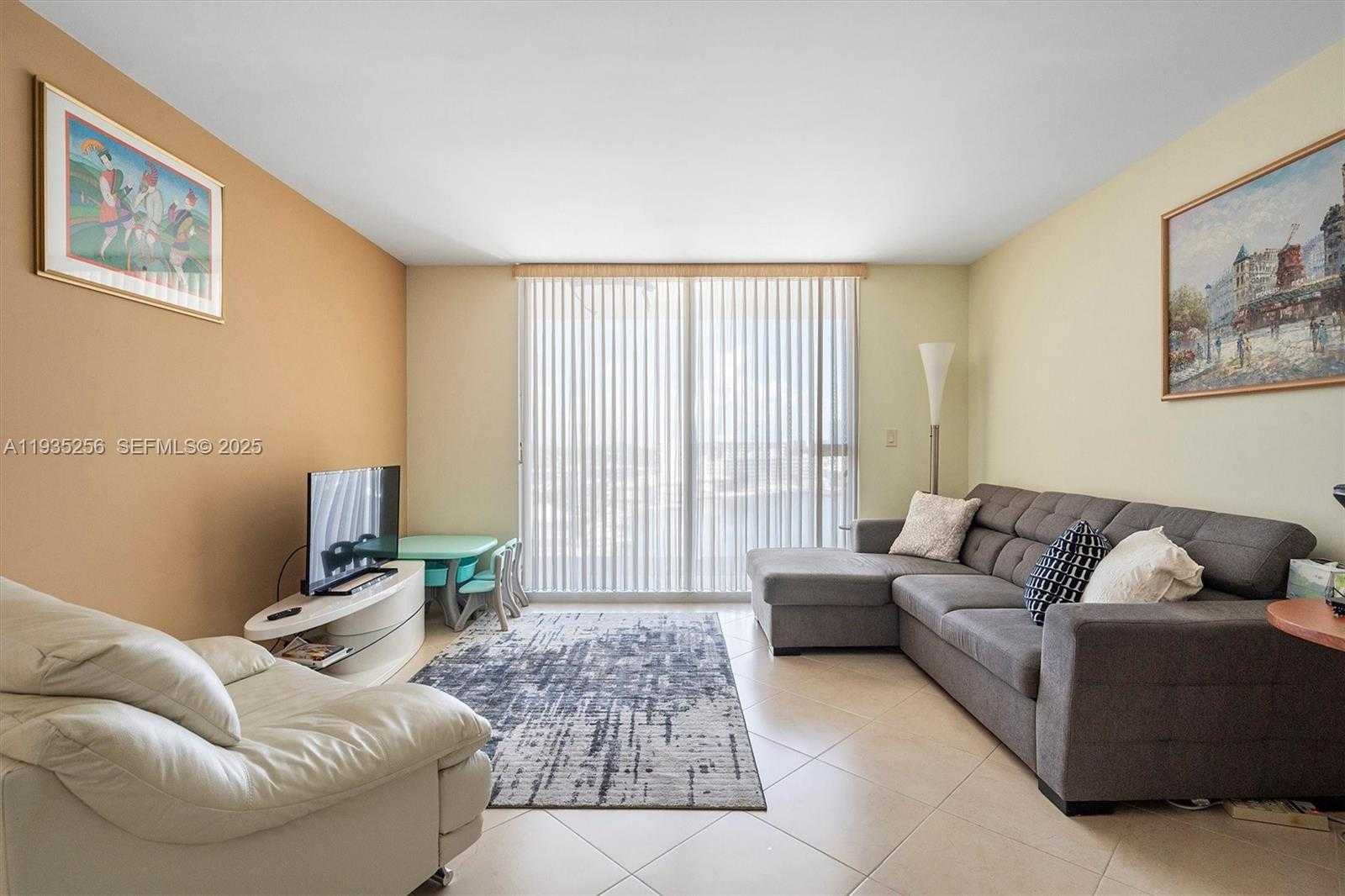Small Image of 100 GOLDEN ISLES DR #1201, Hallandale Beach Number 16