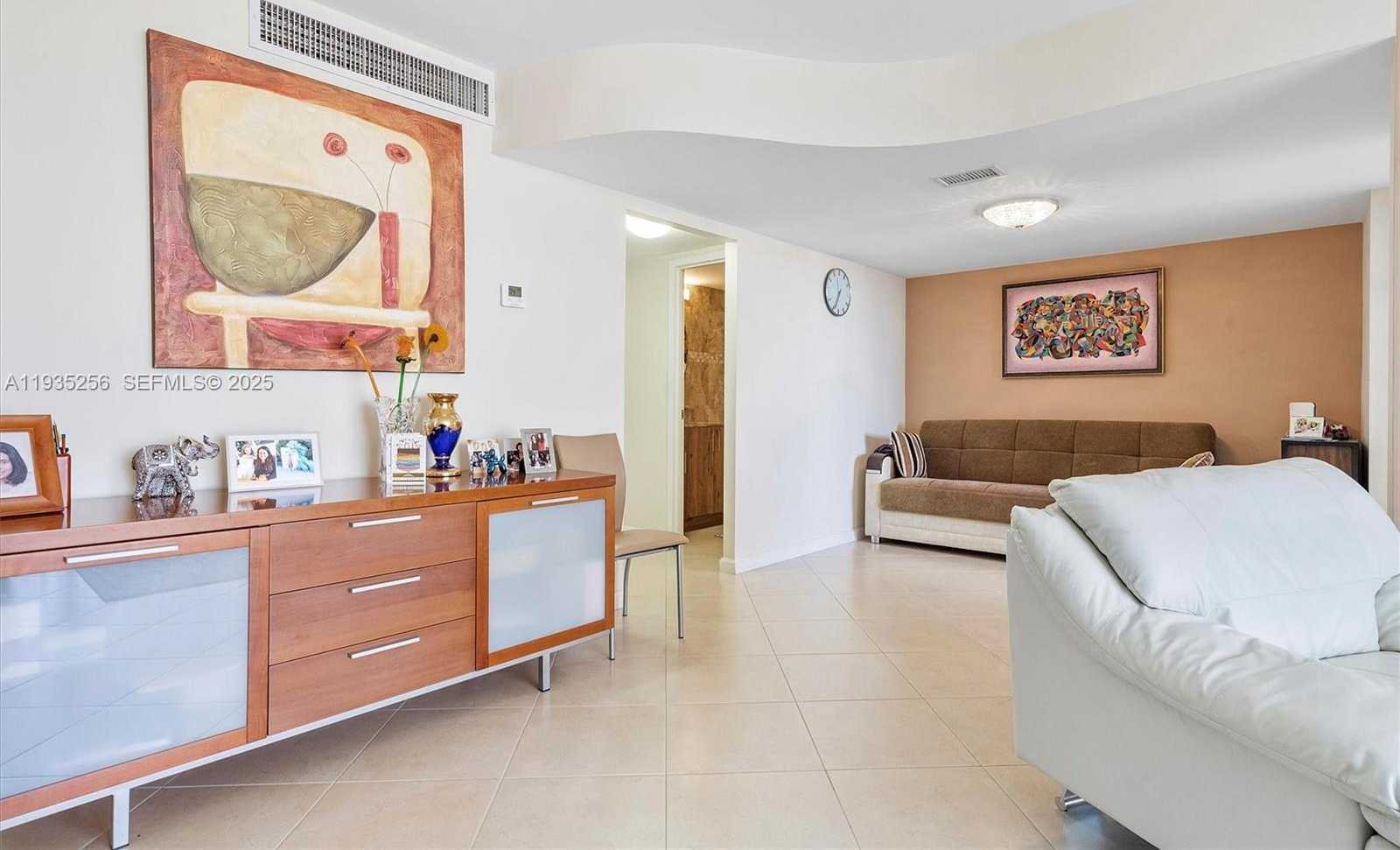 Small Image of 100 GOLDEN ISLES DR #1201, Hallandale Beach Number 20