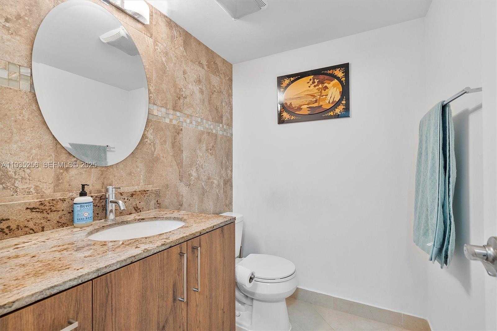 Small Image of 100 GOLDEN ISLES DR #1201, Hallandale Beach Number 22