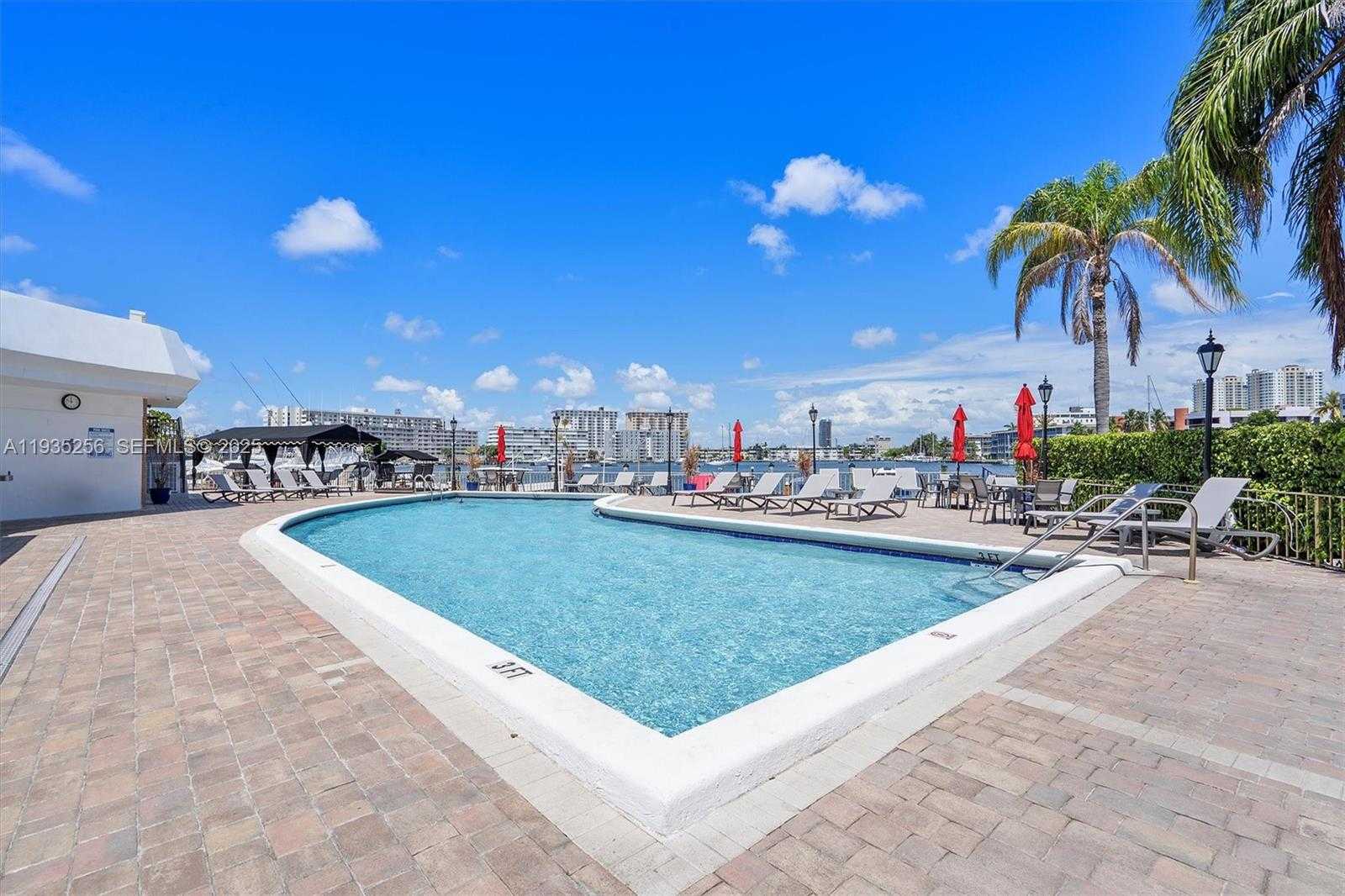 Small Image of 100 GOLDEN ISLES DR #1201, Hallandale Beach Number 38