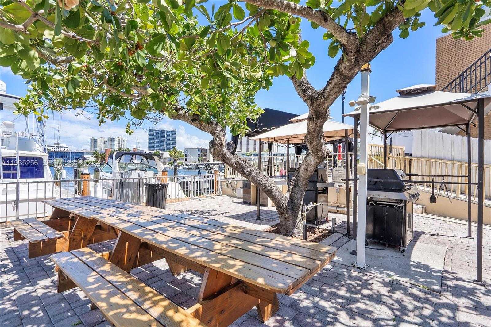 Small Image of 100 GOLDEN ISLES DR #1201, Hallandale Beach Number 43