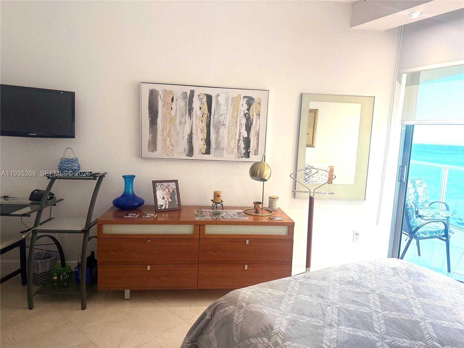 Small Image of 3101 SOUTH OCEAN DR #606, Hollywood Number 36