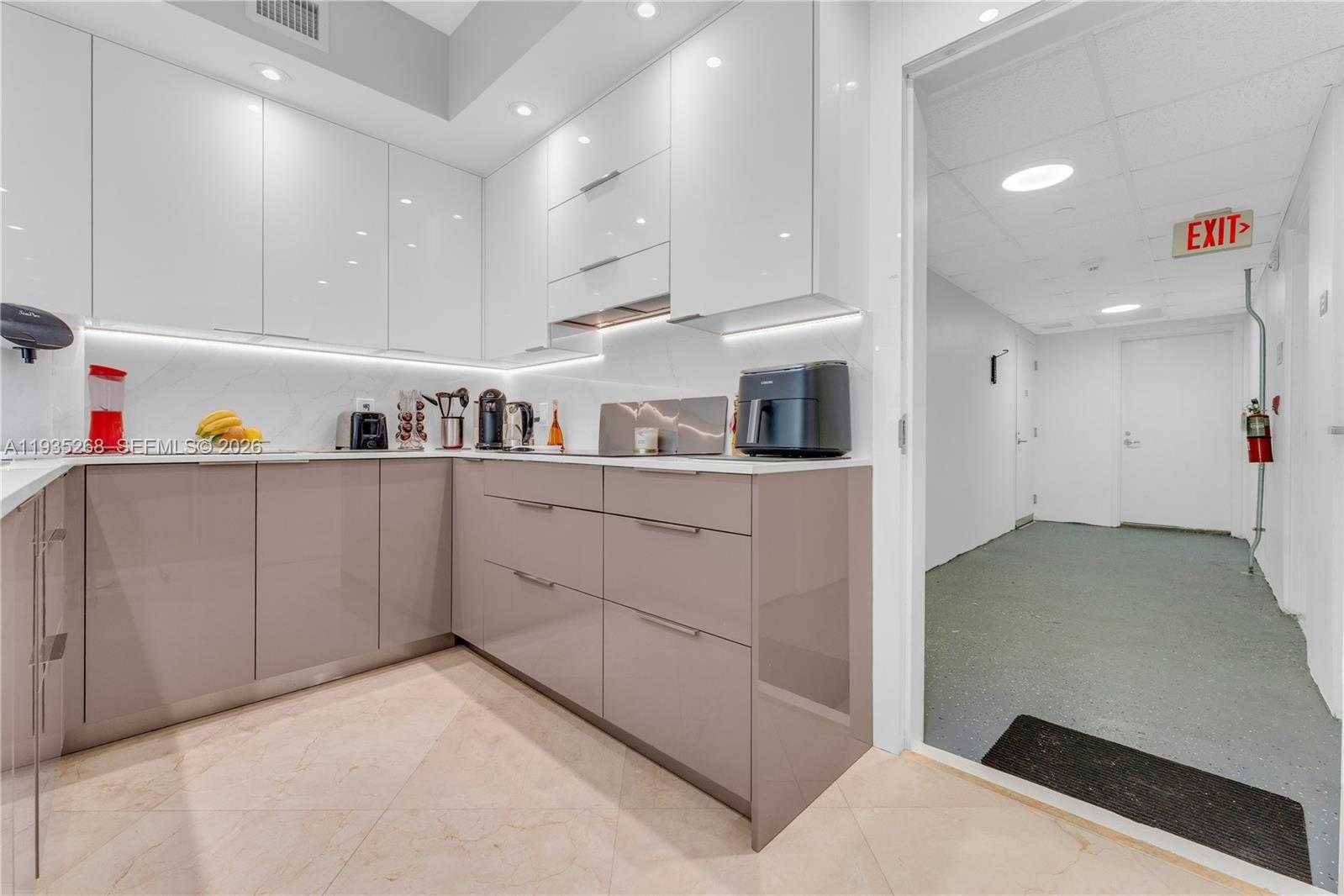 Small Image of 3101 SOUTH OCEAN DR #606, Hollywood Number 51