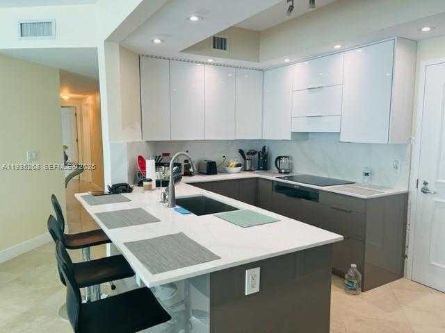 Small Image of 3101 SOUTH OCEAN DR #606, Hollywood Number 7