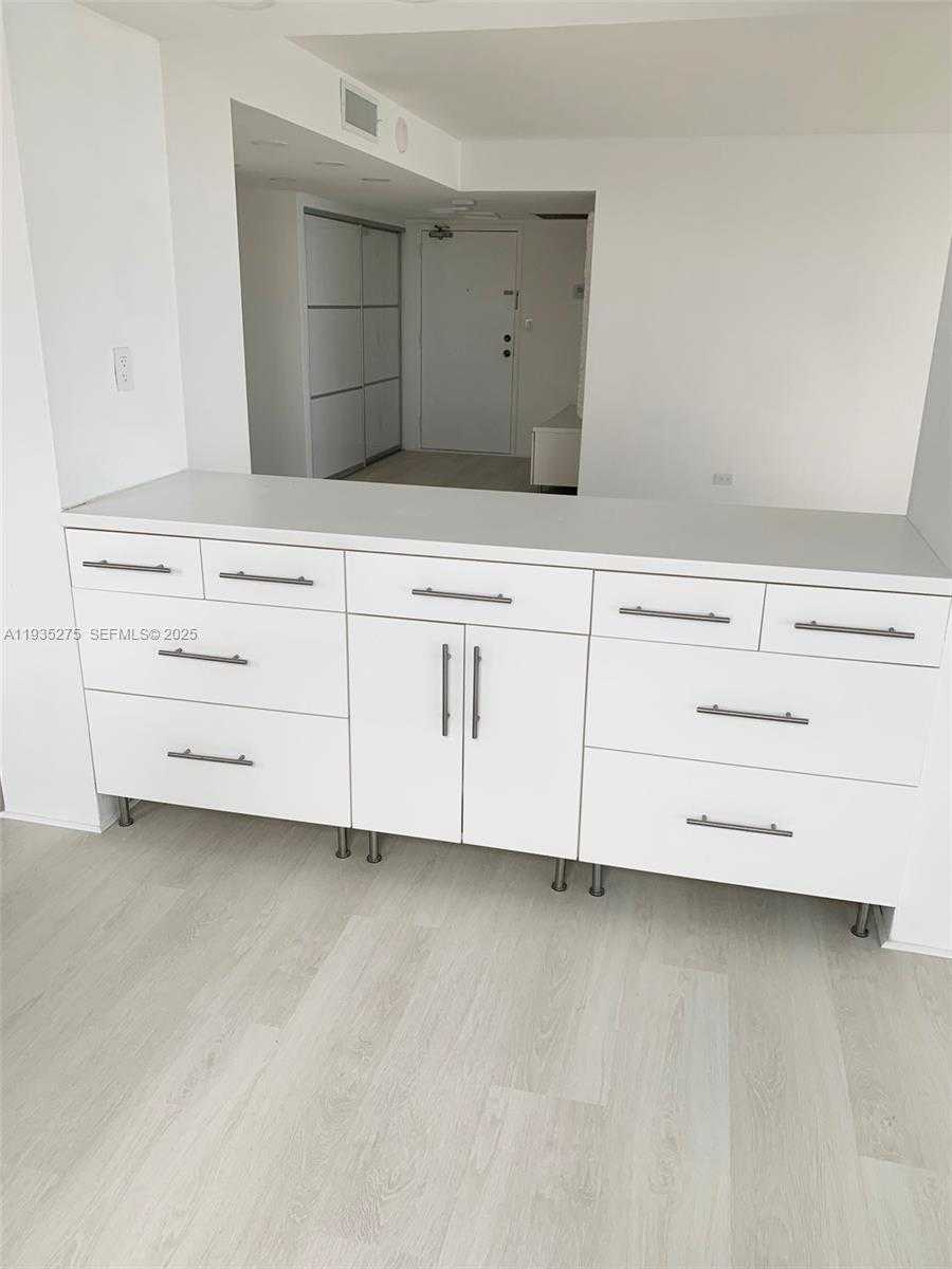 Small Image of 301 174TH ST #1818, Sunny Isles Beach Number 11