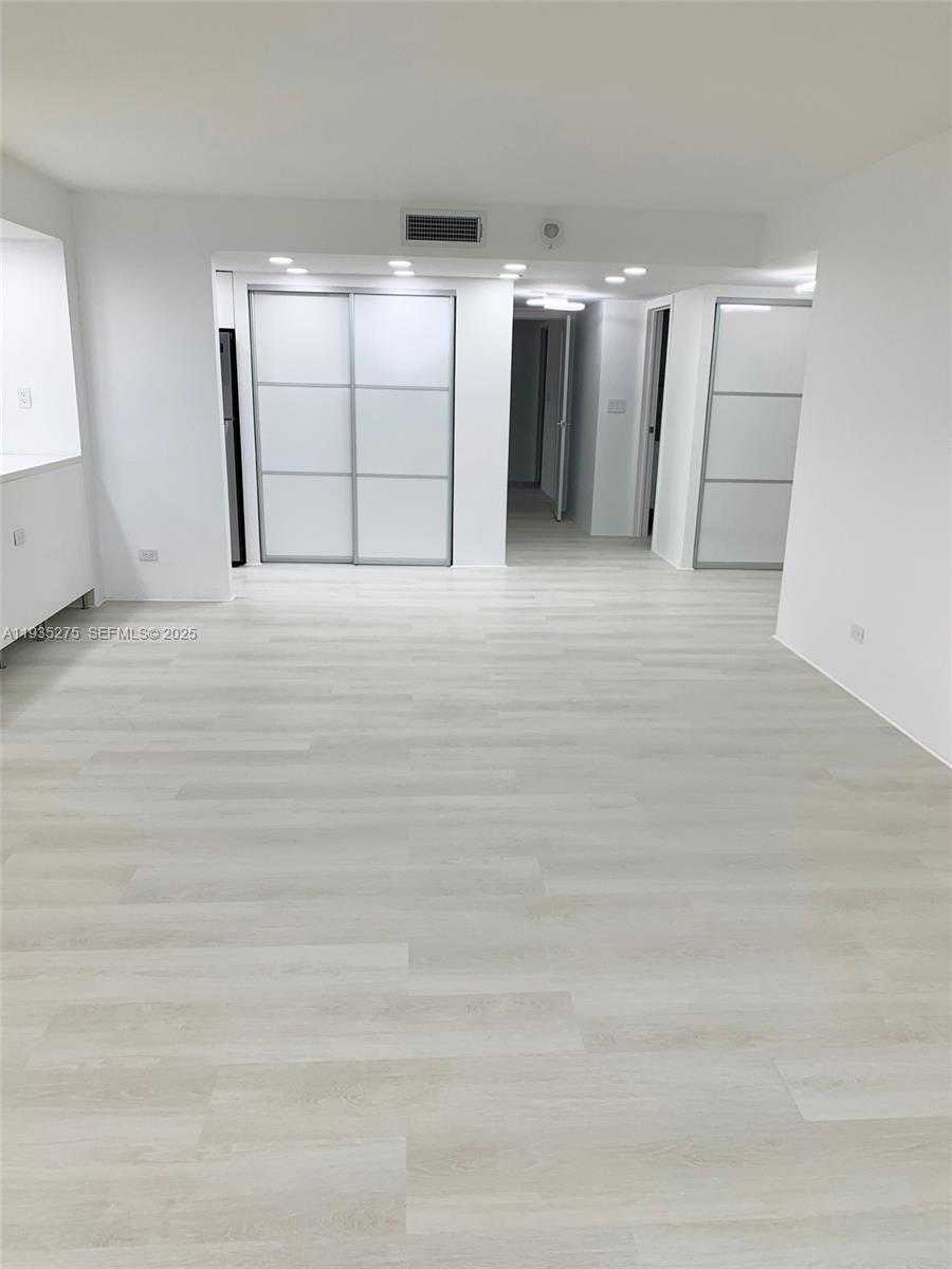 Small Image of 301 174TH ST #1818, Sunny Isles Beach Number 13