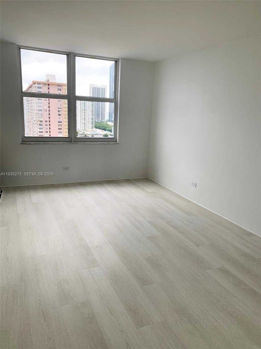 Small Image of 301 174TH ST #1818, Sunny Isles Beach Number 17